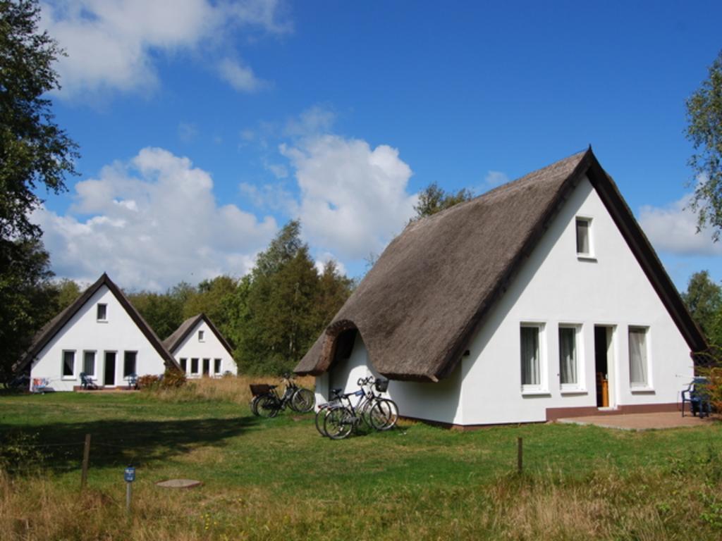Doppelhaushaelfte In Vitte Auf Hiddensee Экстерьер фото